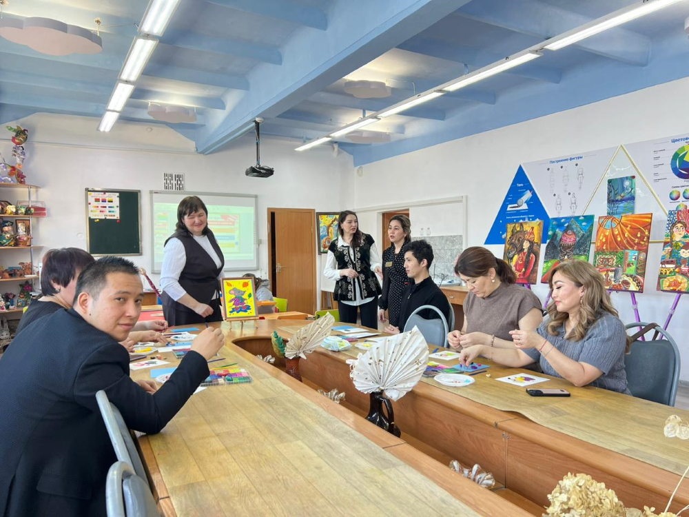 Искусство — источник воспитания: в Дворце школьников прошёл областной семинар