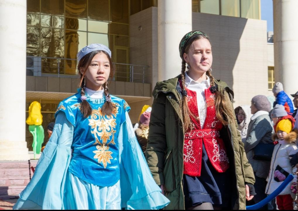 Павлодарские школьники участвовали в гранд-дефиле  «Taqıa Fashion week»