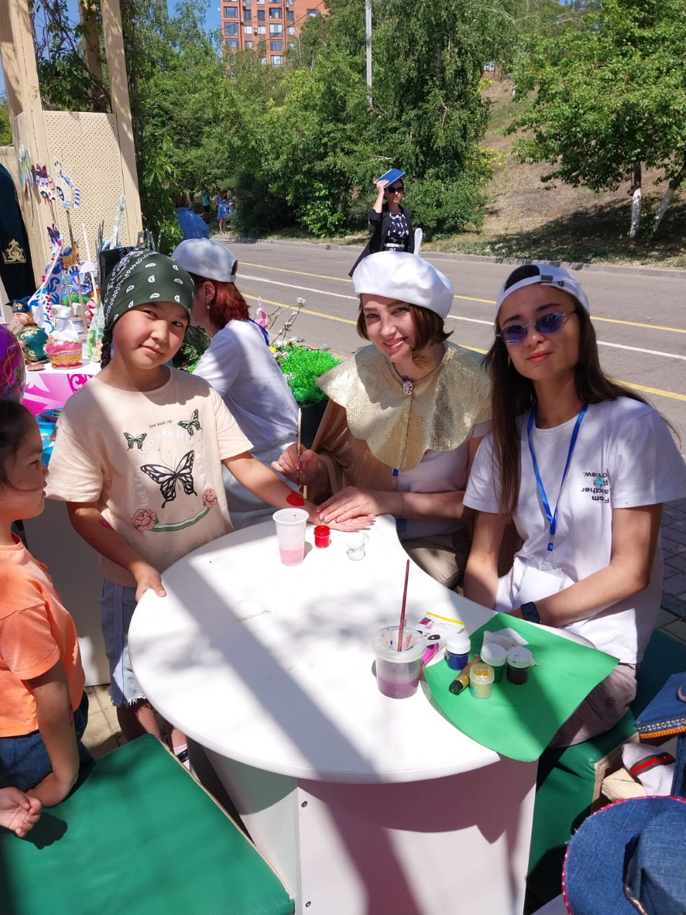 Лето павлодарских школьников началось с фестиваля «Ertis bala fest»