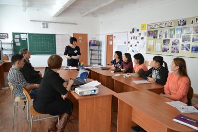 Эстетикалық және техникалық бағыттағы сынып жетекшілері мен қосымша білім беру педагогтерінің облыстық семинары