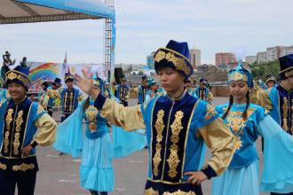 Оқушылар сарайының тәрбиеленушілері  Павлодар қаласында өткен алғаш шеруге қатысты