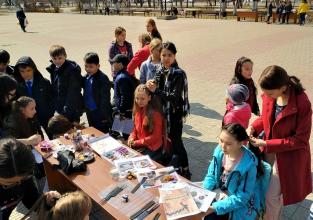 Воспитанники областного Дворца школьников стали активными участниками акции «Көрші» 